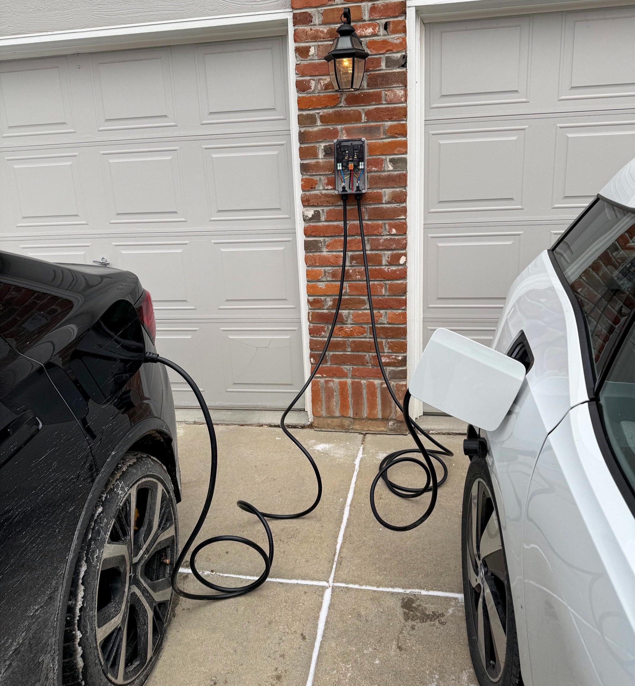 Two cars one circuit graphic